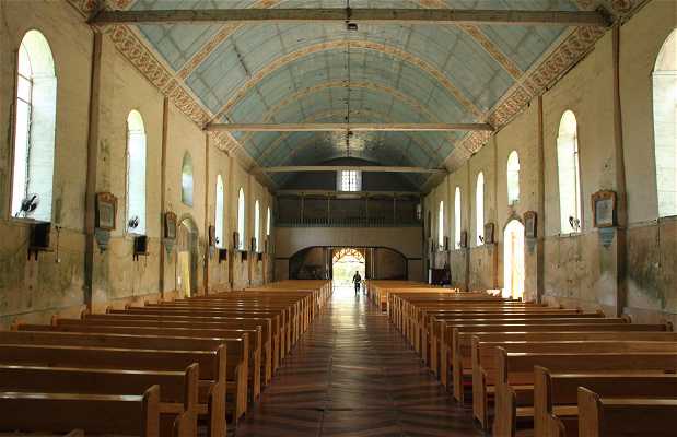 Iglesia Parroquial de San Isidro Labrador en Lazi: 1 opiniones y 5 fotos