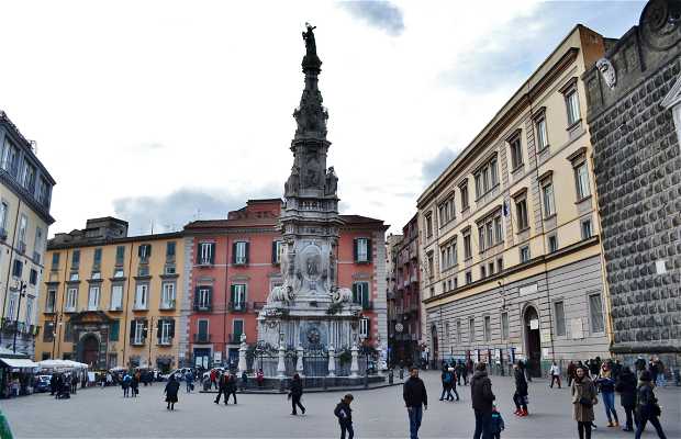 Piazza del Gesù Nuovo a Napoli: 3 opinioni e 7 foto