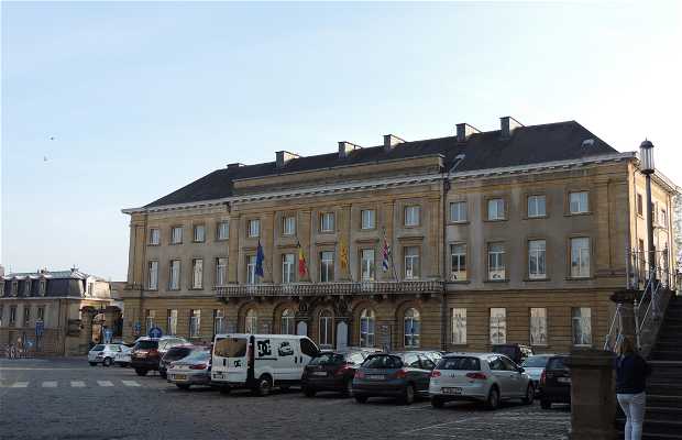Palacio Provincial en Arlon: 2 opiniones y 4 fotos