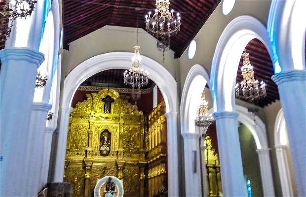 Iglesia Nuestra Señora de La Candelaria en Caracas: 2 opiniones y 11 fotos