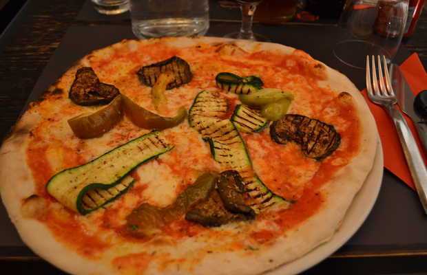 Pizzeria le tre torri a pavia: 1 opinioni e 5 foto Pizzeria le torri