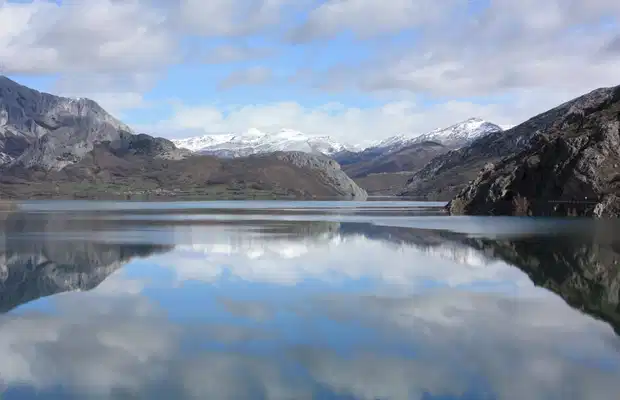 Fotos Pantano del Porma Pantano del Porma