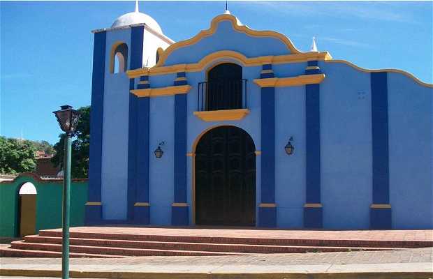 Iglesia de Nuestra Señora de la Candelaria en La Victoria: 1 opiniones y 4  fotos