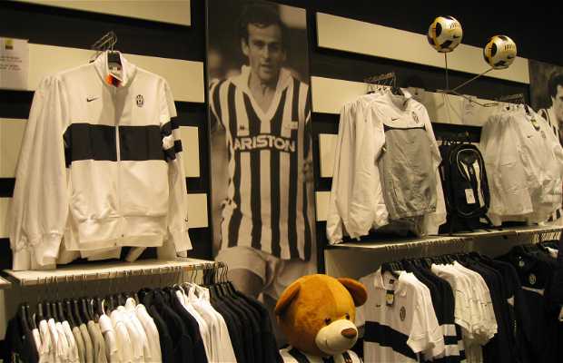 Juventus Store In Turin 4 Reviews And 4 Photos