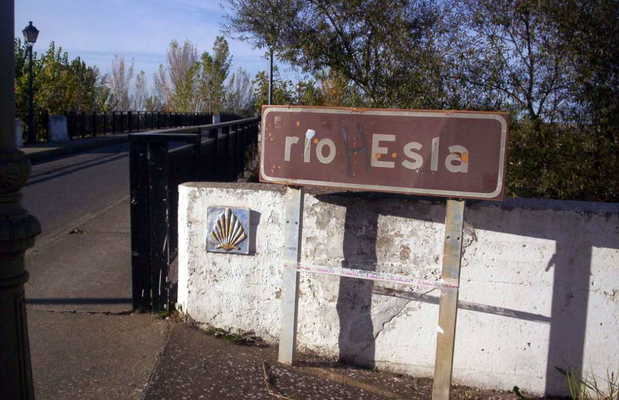 Puente sobre el rÃ­o Esla