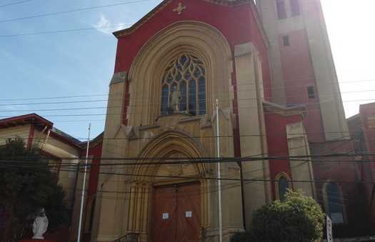 Iglesia San Vicente en Valparaíso: 1 opiniones y 2 fotos